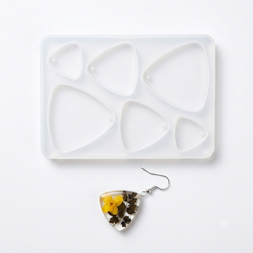 6 cavity triangle jewellery and keychain mould